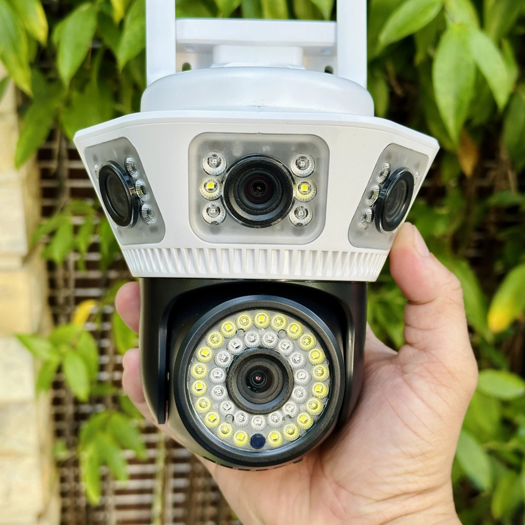 Camera Wifi IP ngoài trời PTZ 3 mắt Yoosee Q54D
